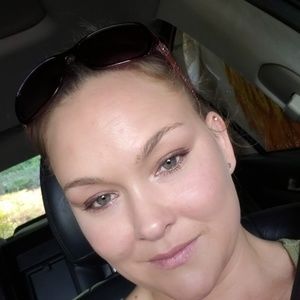 Meet your Posher, Tabitha